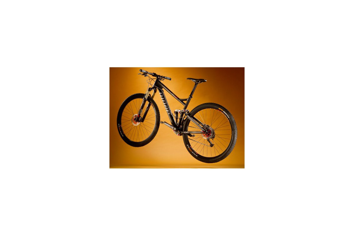 NINER JET 9, Aluminium, medium, black anodized, 80 mm travel
