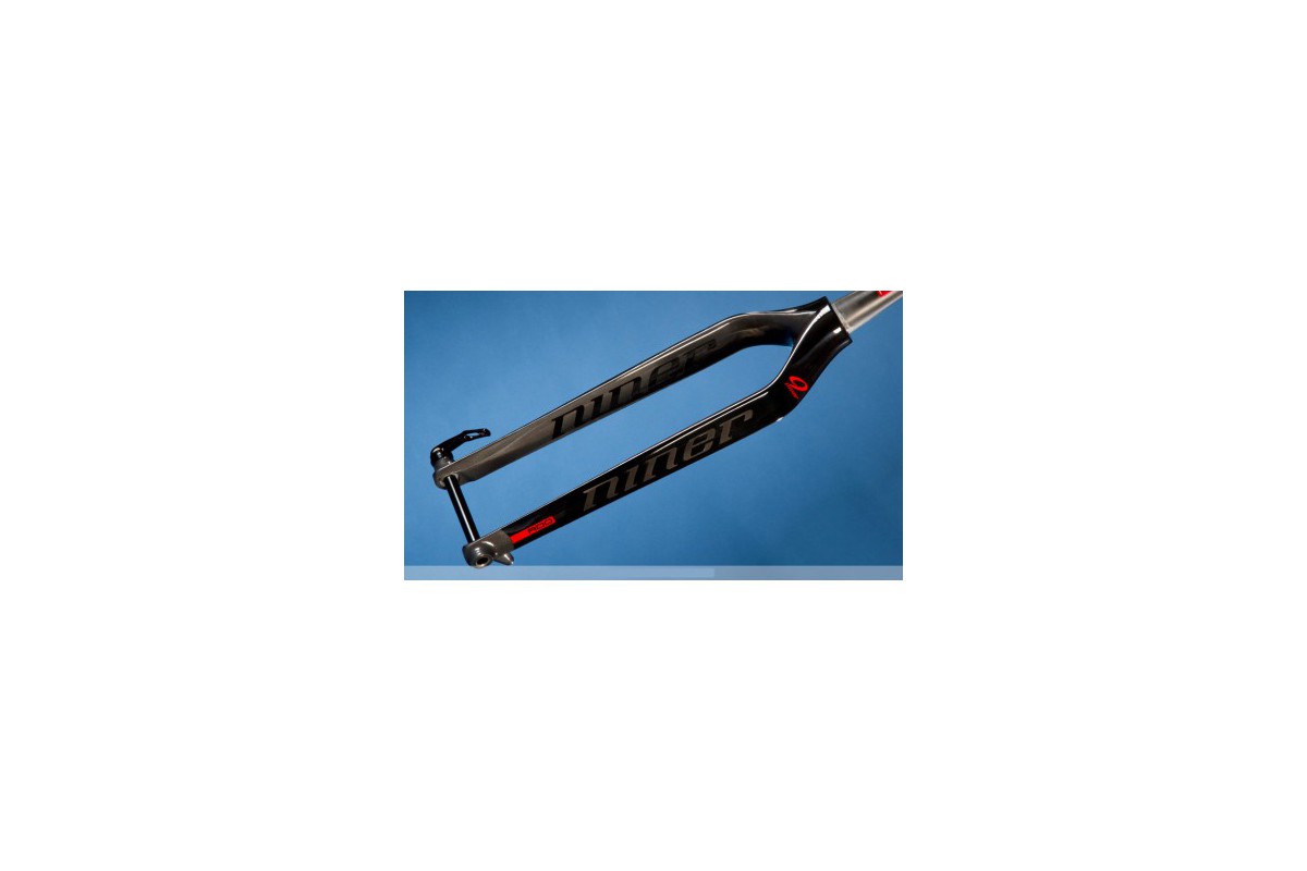 NINER RDO Carbon Mountain Bike Gabel, konisch, 15 mm Achse, 470 mm Länge, Post-Mount-Disc-Bremssockel, Farbe: Black
