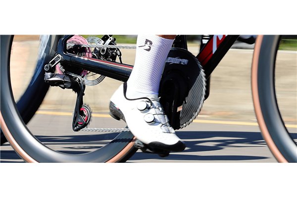 Oversized Derailleur Pulley System without Cage